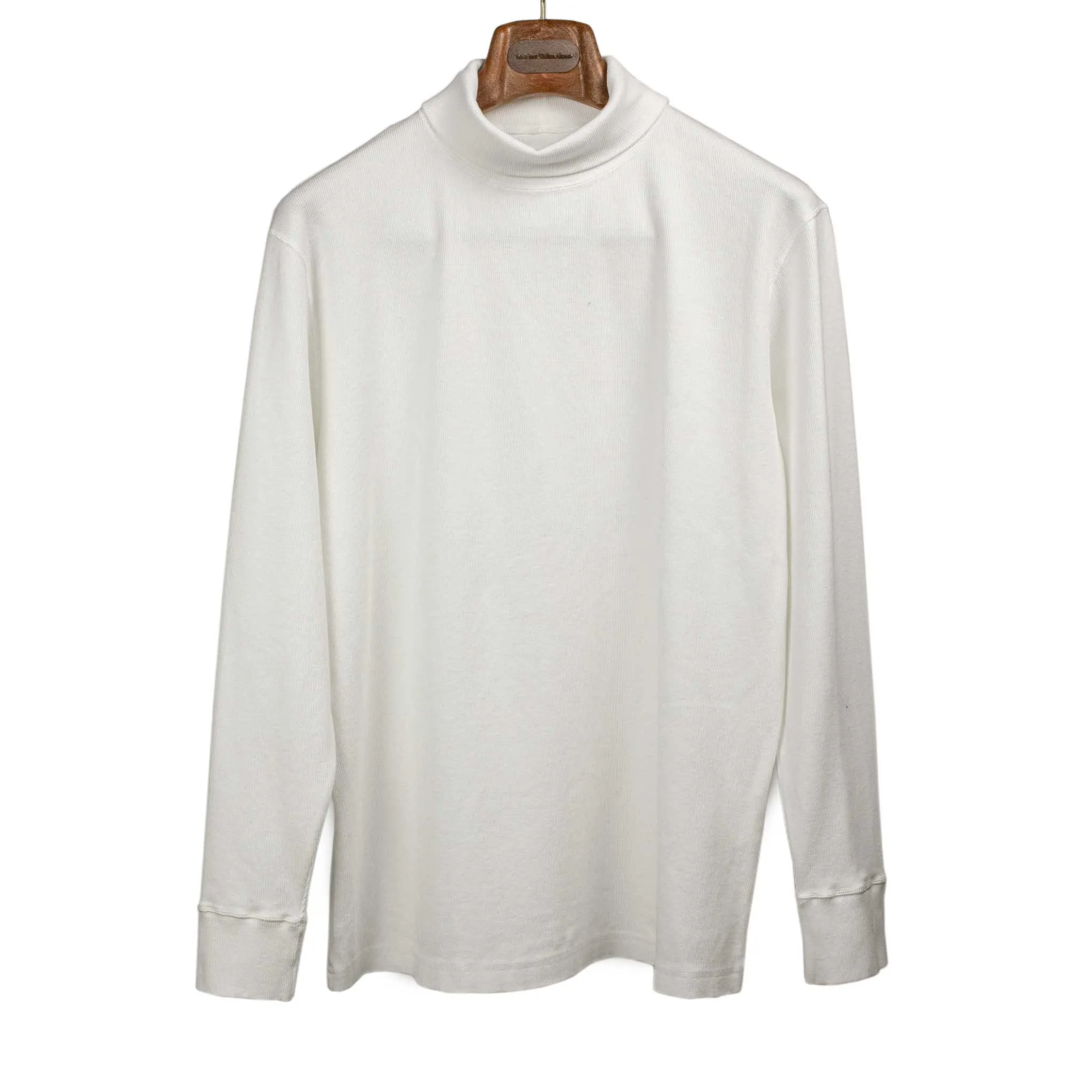 Rollneck t-shirt in white ribbed cotton jersey